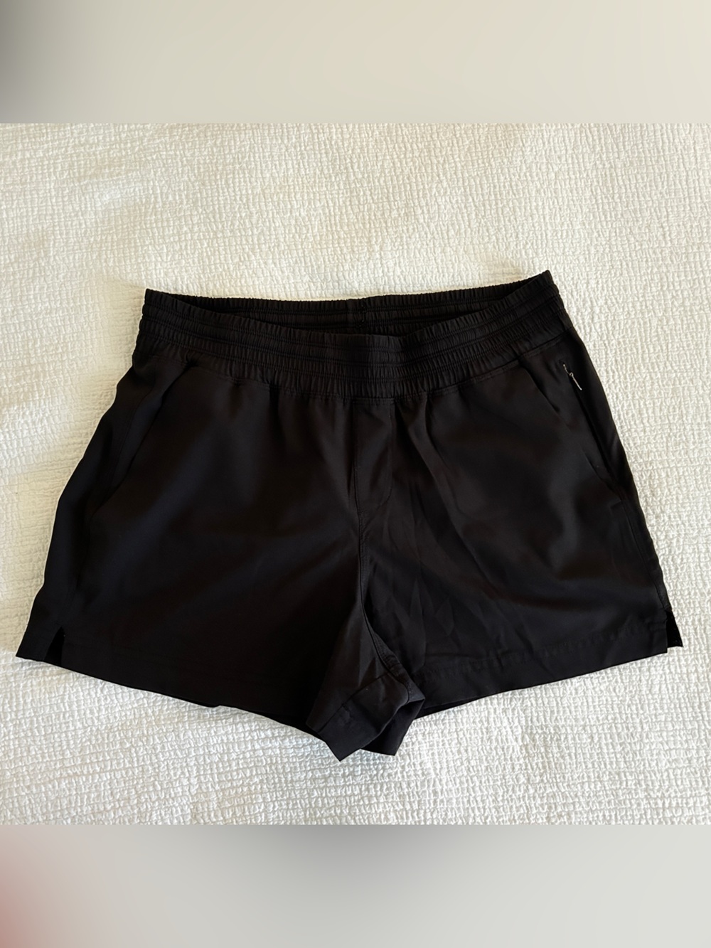 Old Navy Black Athletic Elastic-Waist Shorts